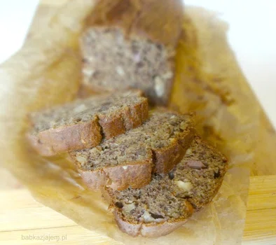 Banana bread | Chlebek bananowy z mąki pełnoziarnistej z orzechami