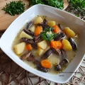 Zupa grzybowa ze świeżych grzybów leśnych