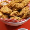Pieczone nuggetsy z indyka z sosem paprykowym