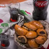 Paszteciki drożdżowe z pieczarkami i kapustą. Przepis krok po kroku.
