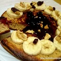 Śniadaniowy omlet na bazie jogurtu greckiego.