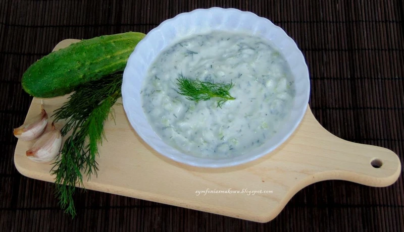 Sos tzatziki.