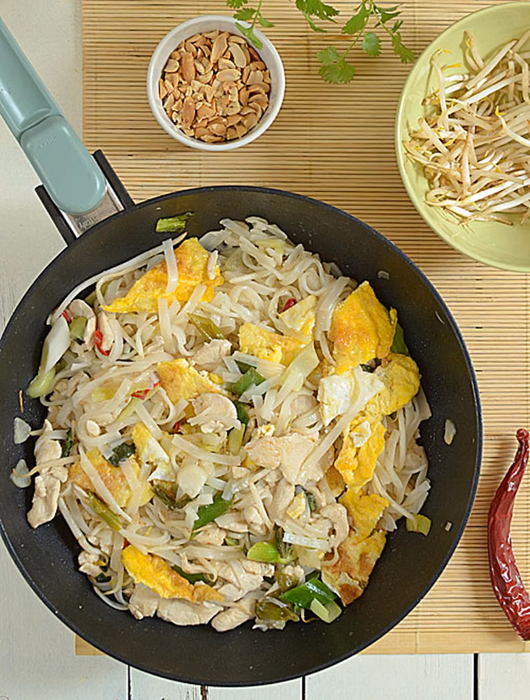 Pad thai - szybki i aromatyczny obiad w 20 minut
