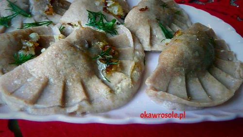 Pierogi z mąki orkoszowej z mięsem