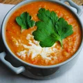 Lekka pomidorowa zupa z soczewicy i marchewki