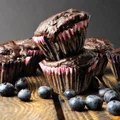 Czekoladowe Muffinki Jogurtowe z Jagodami