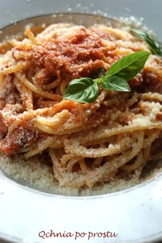 Spaghetti arrabiata z tuńczykiem