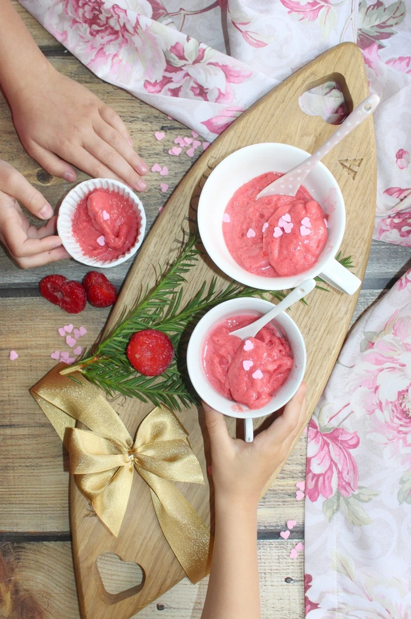 Najłatwiejsze lody truskawkowe