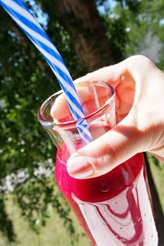 Koktajl na dobre samopoczucie i lepszą przemiane materii #suroweburakizmalinamiipieprzemcayenne
