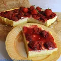 Sernik limonkowy z pieczonymi truskawkami