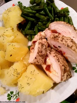 Drobiowe roladki z suszonymi pomidorami i mozzarellą
