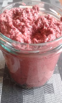 Pesto z kiszonych buraków