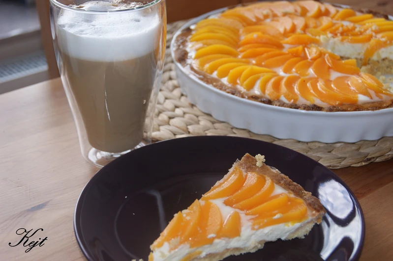Tarta brzoskwiniowa
