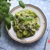 GNOCCHCI Z PESTO Z RUKOLI I NATKI PIETRUSZKI