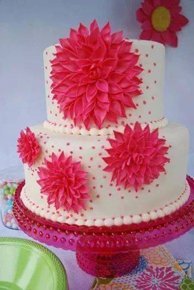 tort w kwiaty