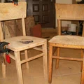 jak samemu odnowić stare drewniane krzesło