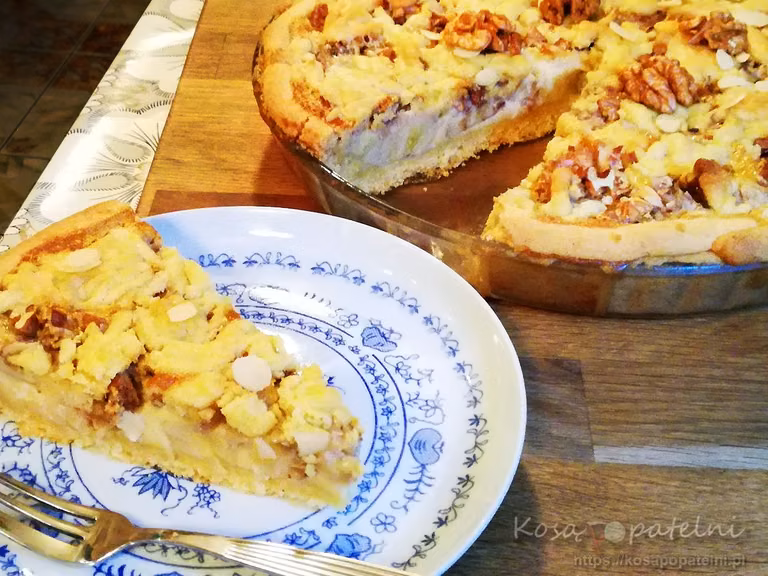 Tarta bananowa z orzechami