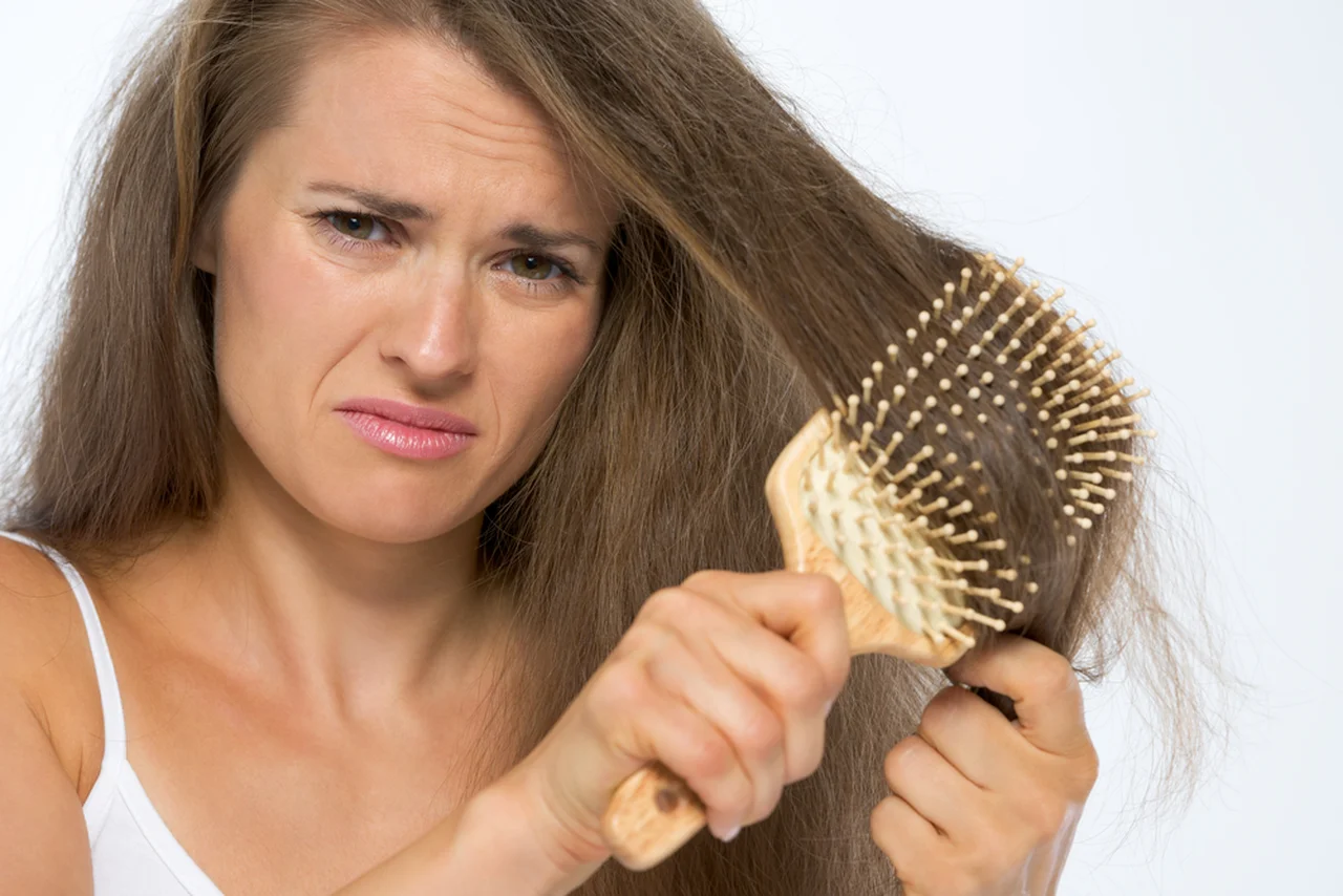 Jak zrobić domowy szampon do osłabionych włosów?