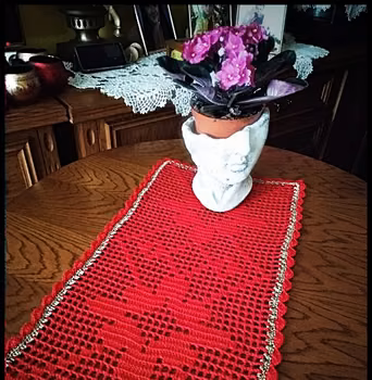 Czerwony bieżnik 110 cm x 30 cm