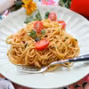 Spaghetti z tuńczykiem i czerwonym pesto