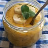 Jogurtowy deser z mango i bananem