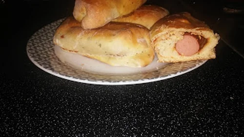Domowe hot-dogi