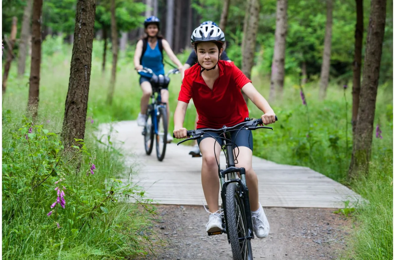 Kask obowiązkowy do 16. roku życia! Wiadomo już, ile zapłacisz za jego brak