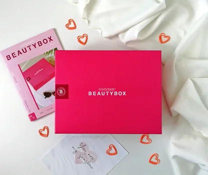 Lookfantastic THE AMOUR EDITION – luty 2020