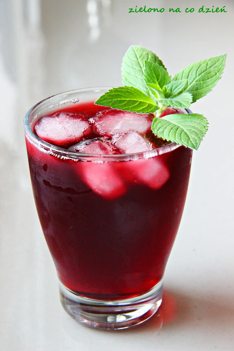 Lemoniada różana