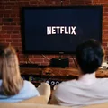 Drugi sezon kultowego thrillera już na Netflixie! Sprawdź, do kogo tym razem zadzwoni telefon!