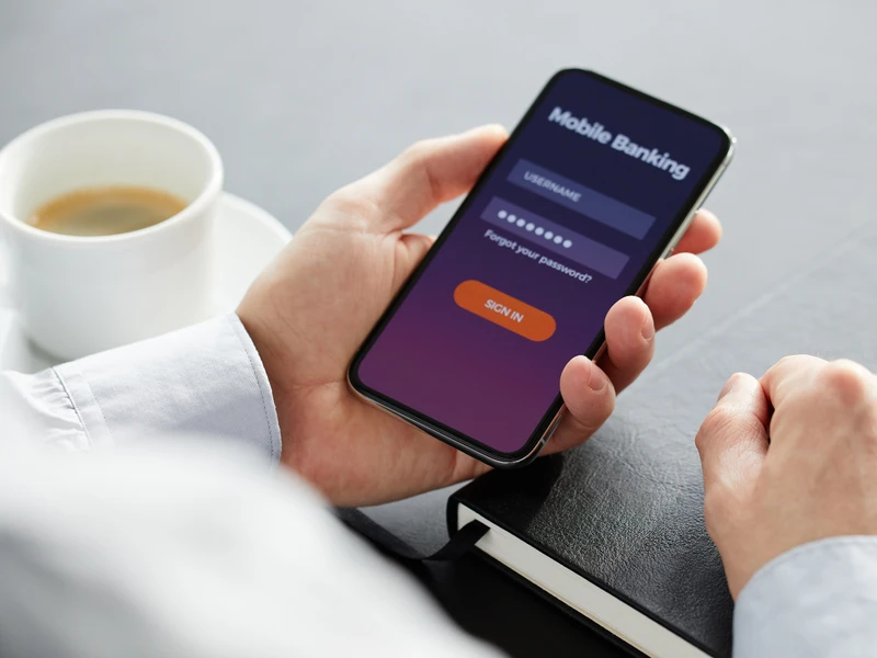 Część klientów dużego banku straci dostęp do aplikacji mobilnej! Zmiany już za dwa miesiące!