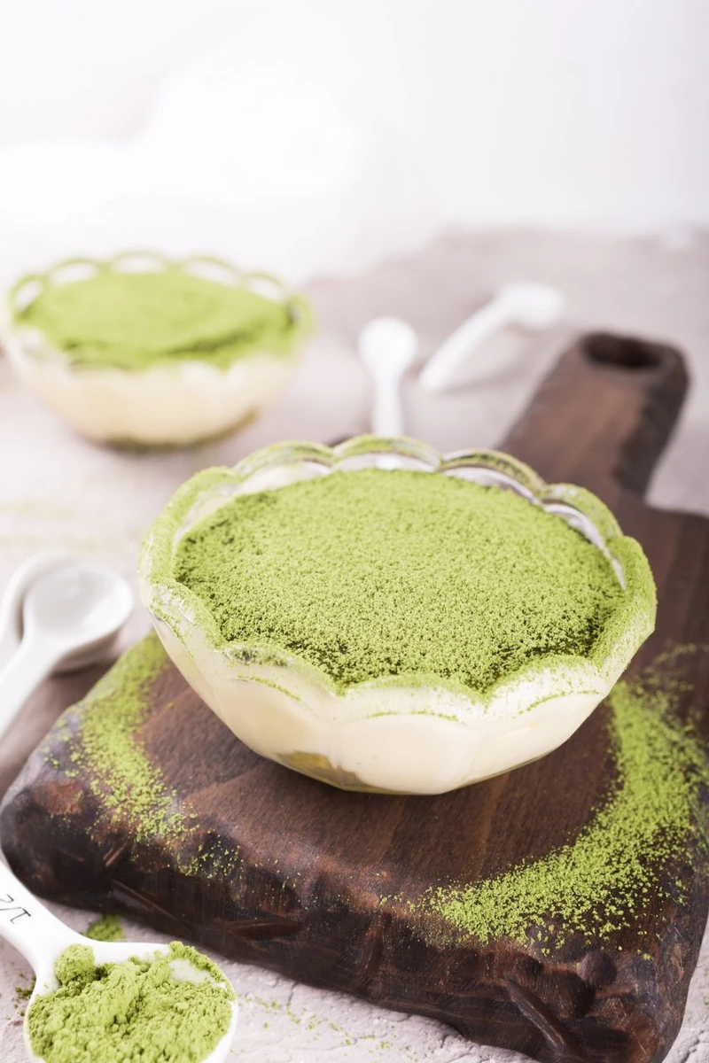 TIRAMISU Z HERBATĄ MATCHA