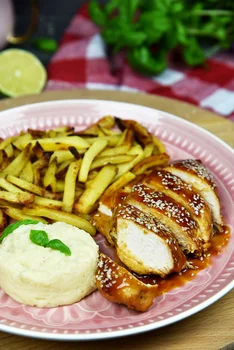 Kurczak Teriyaki z puree z pietruszki i zdrowymi frytkami!