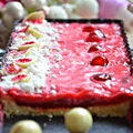 ,, Mazurek różany z białą czekoladą’’