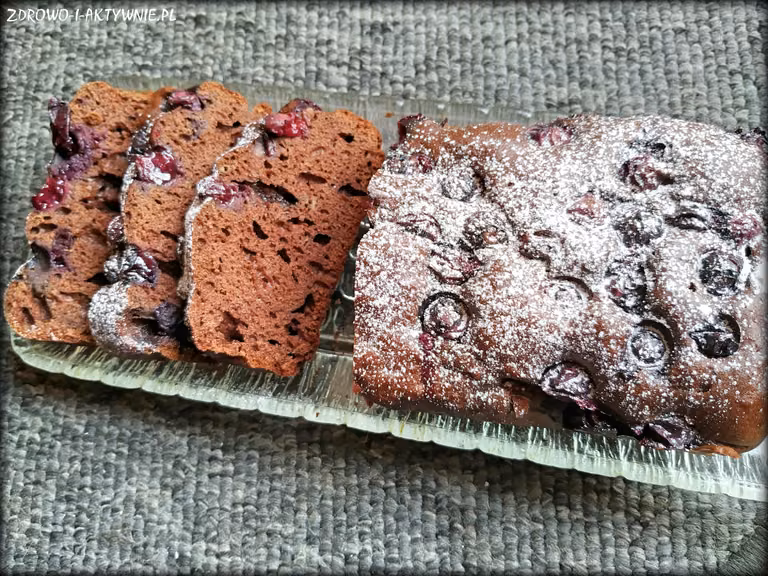 Czekoladowe ciasto bananowe z borówką bez miksera