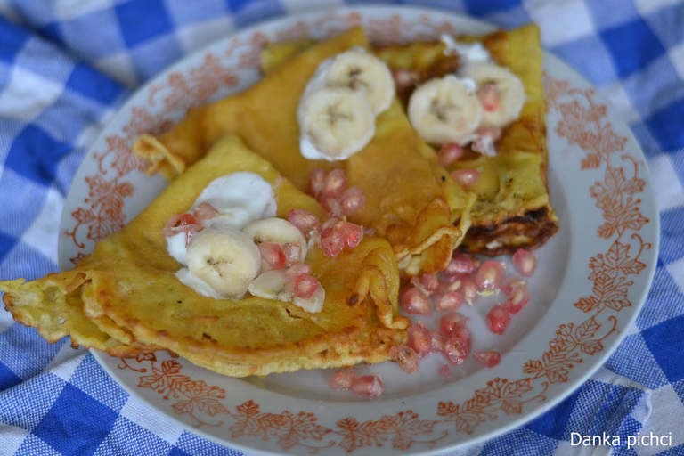 Pachnące wanilią naleśniki budyniowe