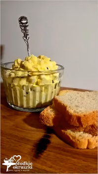 Pasta kanapkowa light z czarnuszką. Lekka pasta kanapkowa.