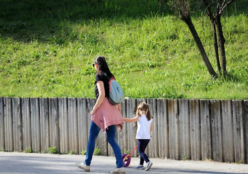 800+ nie obniży alimentów. Wielu rodziców wciąż żyje w błędzie