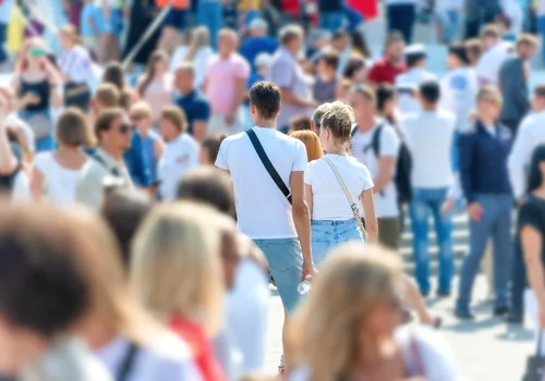 Rekordowy wzrost bezrobocia młodych w Polsce! Co naprawdę dzieje się na rynku?