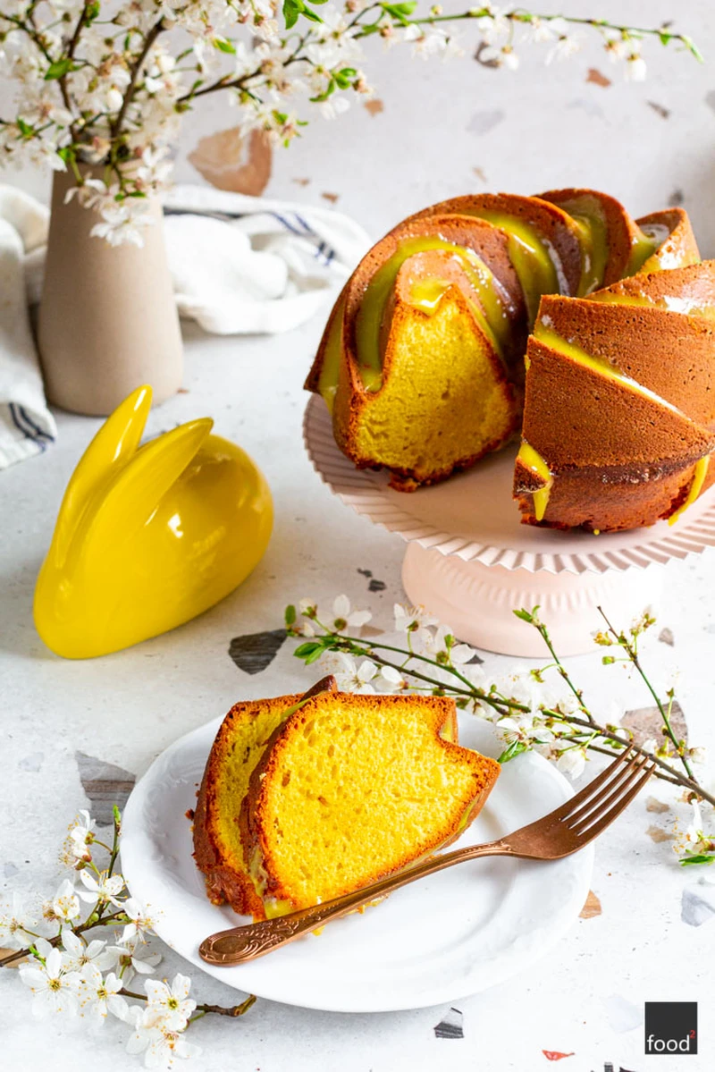 Babka z ajerkoniakiem