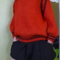Czerwone i czarne - Sweter na drutach