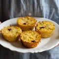 MUFFINKI Z KASZY JAGLANEJ Z JABŁKIEM I ŻURAWINĄ
