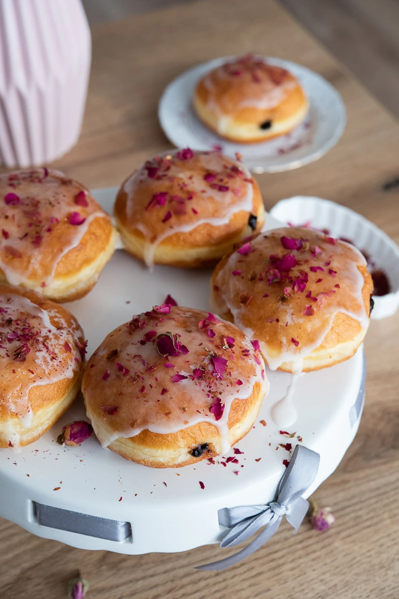 Pączki domowe z marmoladą