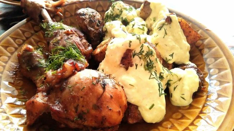 PODUDZIA Z KURCZAKA W SOSIE BARBECUE