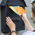 Skarbówka wysyła takie listy do Polaków i obserwuje reakcje! Prawnicy: "to bezprawne działania"!