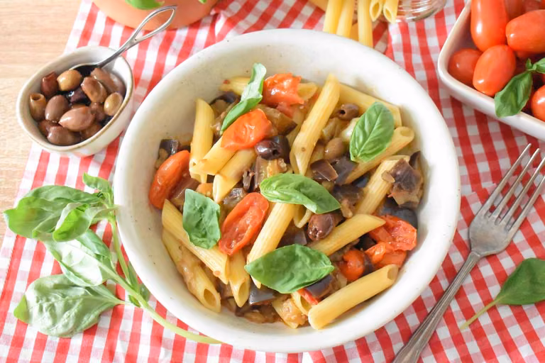 Włoski makaron z bakłażanami "Pasta alla paesana"