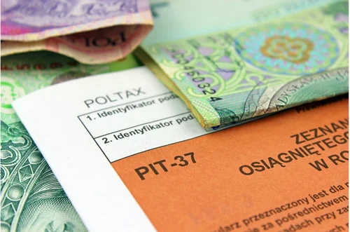 Czy świadczenie 800 plus wpływa na Twój PIT? Rozwiewamy wątpliwości!