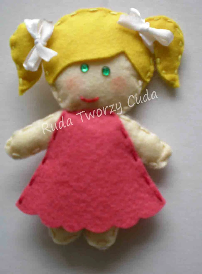 Laleczka Mała Blondyneczka