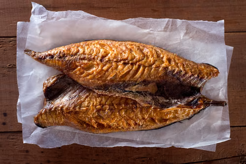 Dlaczego warto jeść makrelę? Poznaj przepisy na pyszne pasty