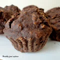 Czekoladowe muffinki owsiane z orzechami